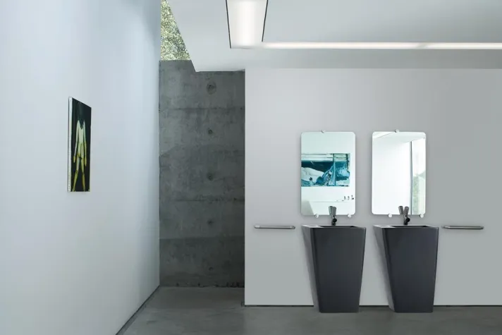 Bild: ILBAGNOALESSI dOt - Matt-schwarze Keramik bringt Vielfalt ins Bad