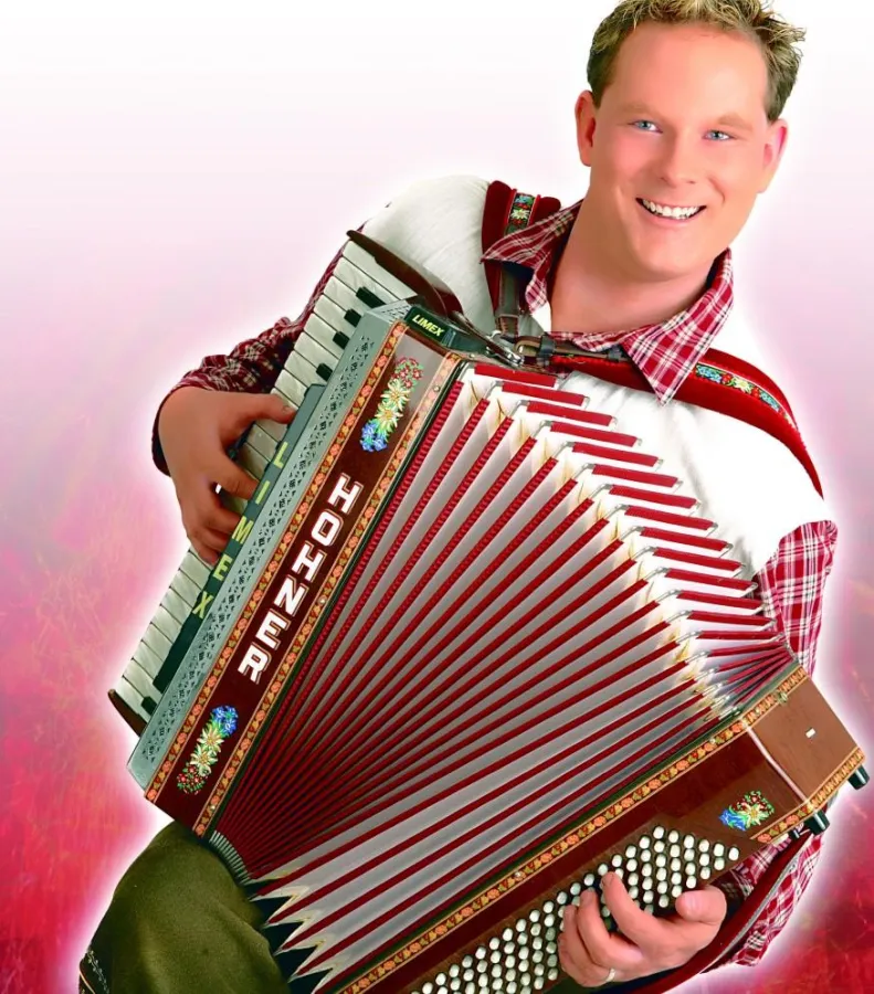 Sven Odenwald - Der aufstrebende Künstler stellt am Wochenende seinen neuesten Party-Hit 