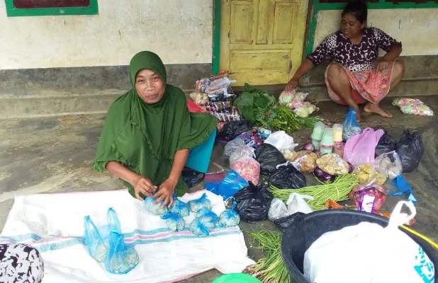 Bild: Mikrokredite für ein selbstbestimmteres Leben - Frauen auf Lombok