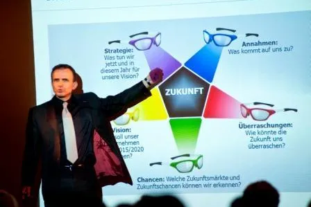 Bild: Dr. Pero Micic – Experte für Zukunftsmanagement zu Gast bei Vortragsreihe Lingner BUSINESS(k)now
