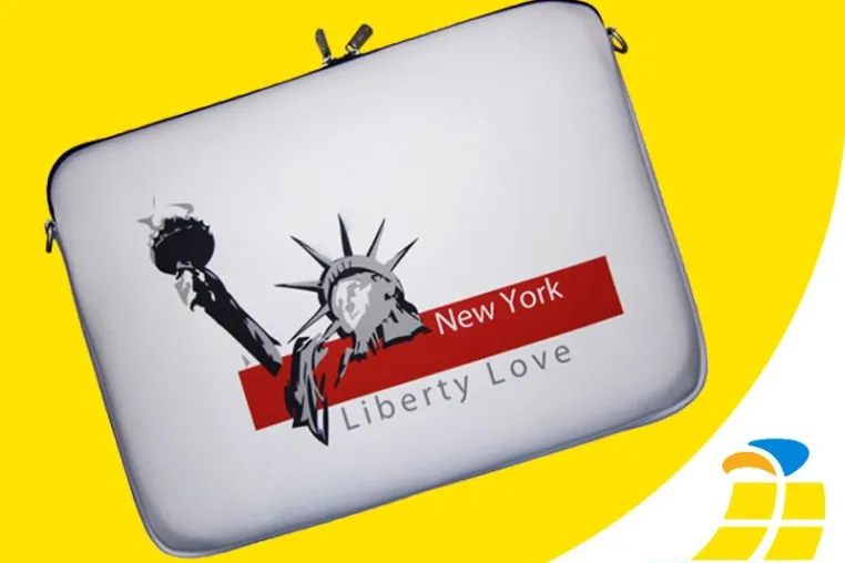 Bild: Notebook Sleeves „Paris“ und New York“ transportieren Lifestyle der Weltmetropolen
