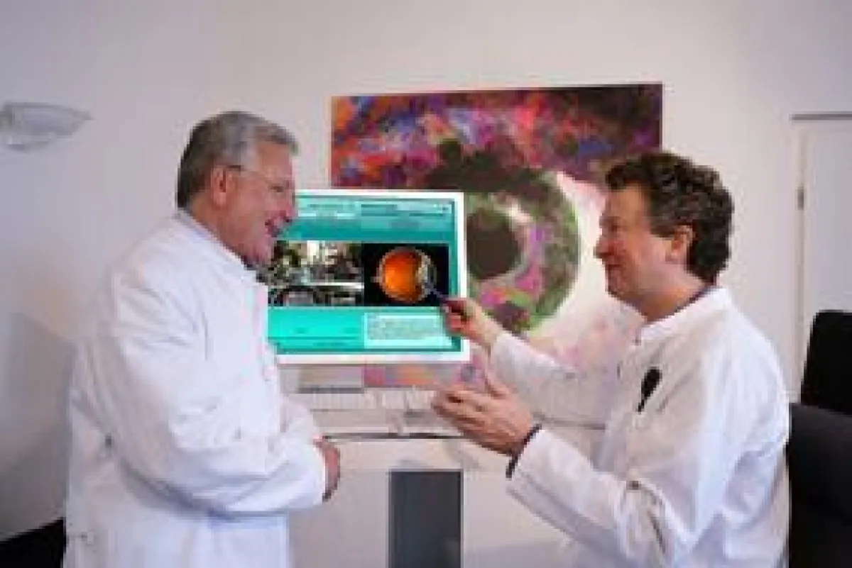 rechts: Dr. Karl Brasse / links: Dr. Ralf Gerl