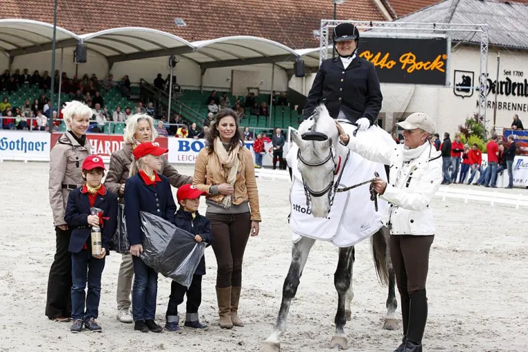 Bild: Ottobock fördert integrativen Reitsport