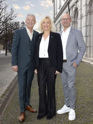 Geschwister Albers von ELA Container sind Familienunternehmer des Jahres 2023 Bild: Geschwister Albers von ELA Container sind Familienunternehmer des Jahres 2023