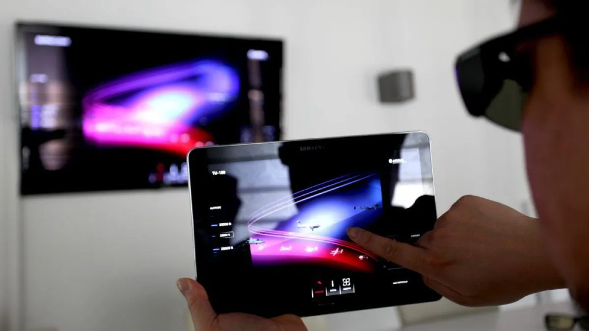 Interaktives 3D auf normalen Fernsehern - hier per Tablet gesteuert