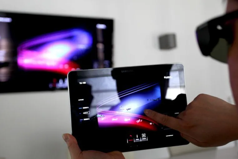 Bild: Deutschlandpremiere: NMY entwickelt interaktive 3D-Präsentationen für herkömmlichen TVs