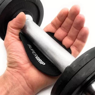 Bild: Sport im Winter ohne Frostfinger – Ergonomischer Grip für kalte Hanteln und Sportgerätegriffe"