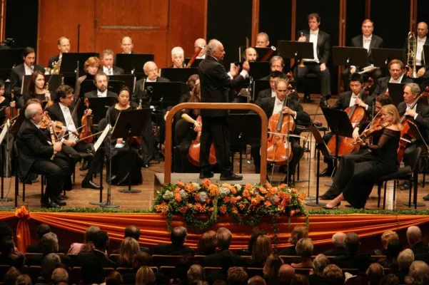 Bild: DAS NEW YORK PHILHARMONIC KÜNDIGT AN - EUROPA-TOURNEE 2008, 28. AUGUST – 12. SEPTEMBER 2008