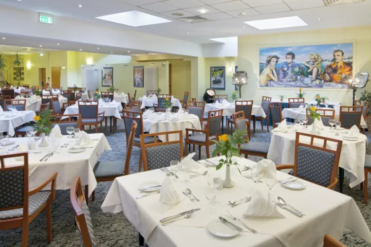 Bild: "Spargel satt" – Pfingsten im Holiday Inn Berlin-Mitte
