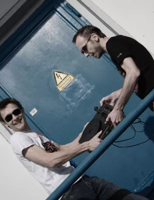 Bild: Supreme Sluts bringen neue Single 'Crush' auf Plasmapool in drei individuellen Versionen