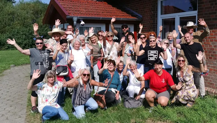 Bild: Internationale Tierpatenreise führt auf die Ballermann Ranch