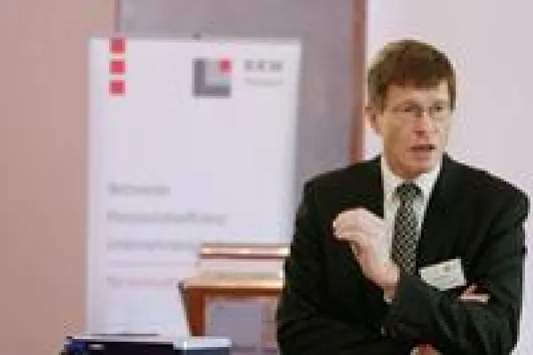 Bild: 50 Jahre AG Materialfluss und Logistik: Wenn Konkurrenten gemeinsame Sache machen