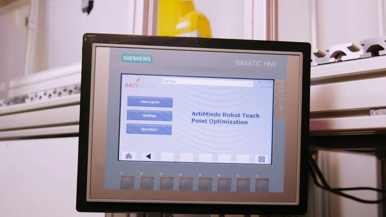 Bild: ArtiMinds bietet vollautomatische Prozessoptimierung im laufenden Roboterbetrieb 