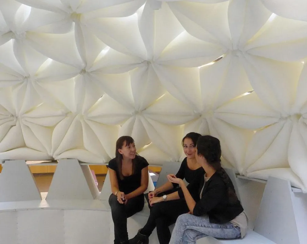 Der Experimentalpavillon von innen (Foto: FRA-UAS)