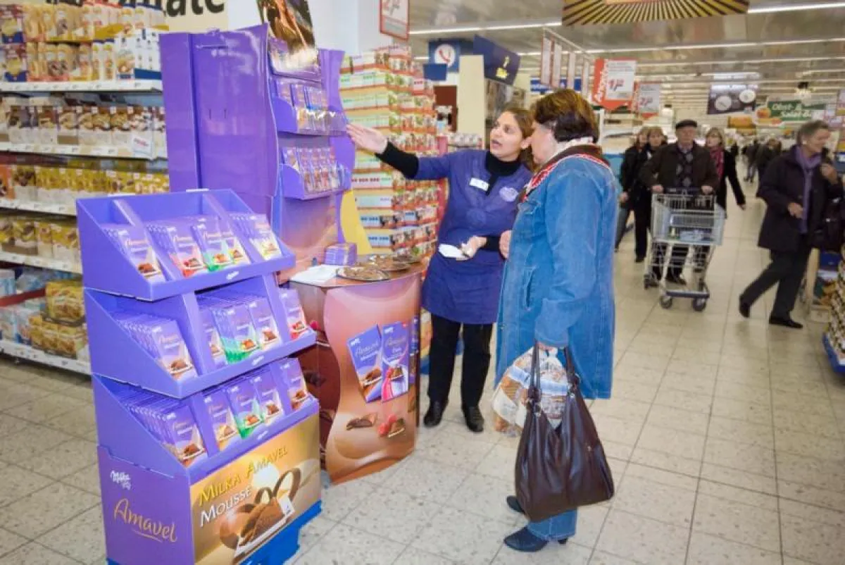 Milka Amavel on Tour