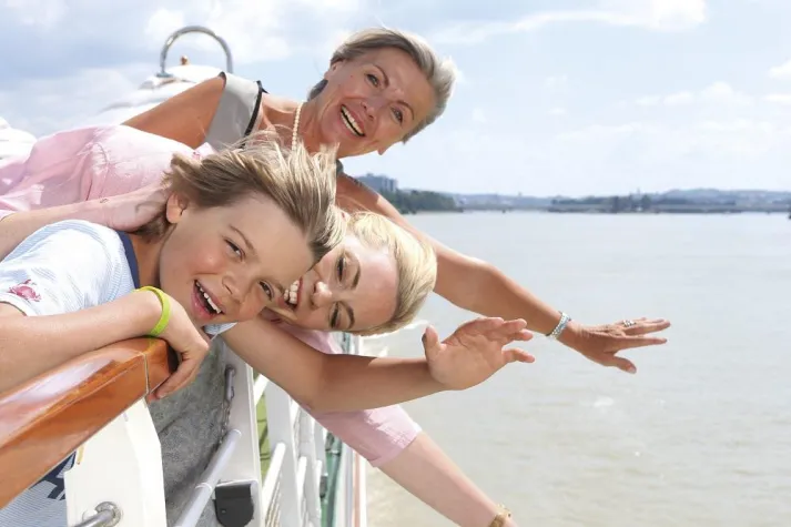 Bild: Stadt, Land, Fluss – Sommerurlaub für die ganze Familie