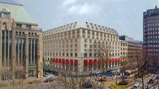 Bild: Fünf Varta-Diamanten für Breidenbacher Hof in Düsseldorf