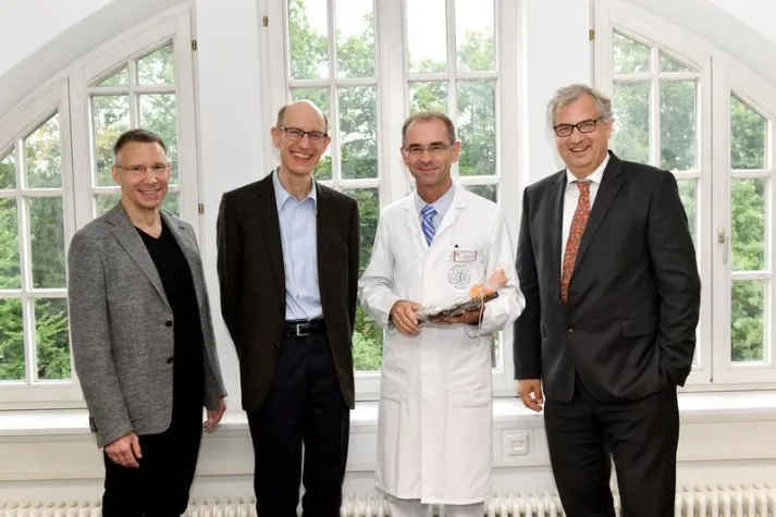 Bild: Medikamente in Schwangerschaft und Stillzeit: Beratungsstelle Reprotox an Uniklinik übergeben