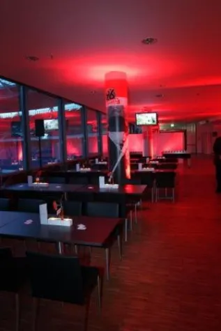 Bild: Eventflächen für CeBIT-Rahmenprogramm im VIP-Bereich der AWD-Arena