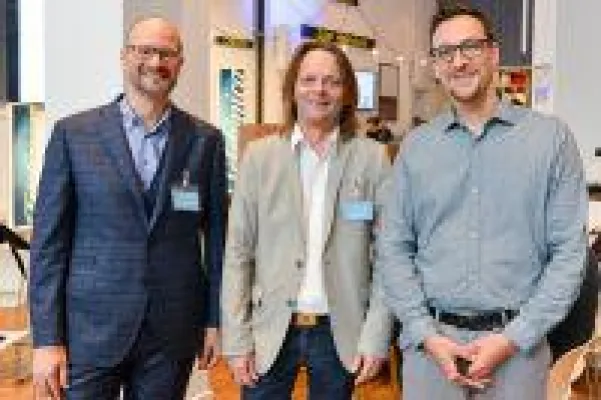 Bild: Netzgestalten - eine Informationsveranstaltung nimmt seine Gäste mit auf die spannende Reise