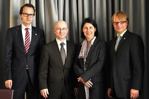 WJ-Bayern im Dialog mit Politik: Fachkräftemangel begegnen Bild: WJ-Bayern im Dialog mit Politik: Fachkräftemangel begegnen