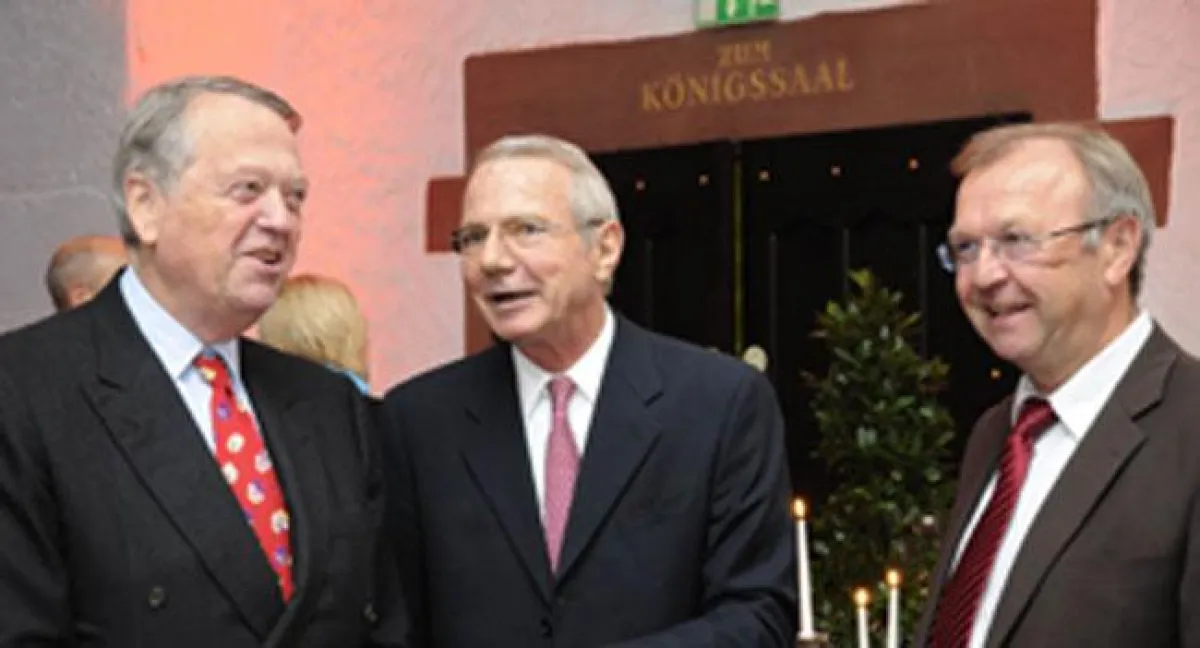 Dr. Arend Oetker, Dr. Rainer Wild und Dieter Mörlein freuen sich über zukünftige Veranstaltungen