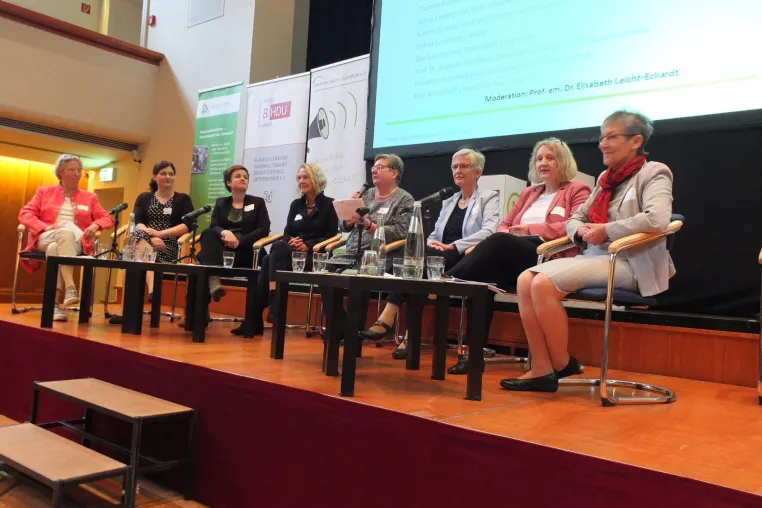 Bild: Erster Hauswirtschaftskongress in Berlin erfolgreich zu Ende gegangen