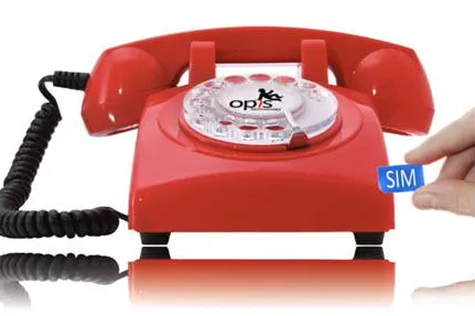 Bild: Telefonieren mit Wählscheibe und SIM-Karte
