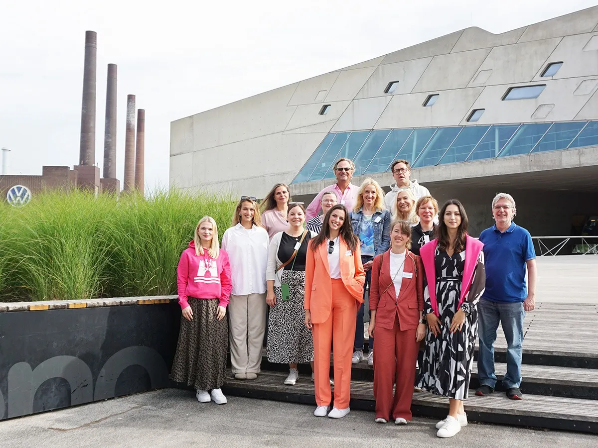 Teilnehmende des FAMTRIP 2025 in Wolfsburg (© WMG Wolfsburg)