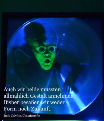 Bild: Der Urknall auf der Bühne – in Frankfurt