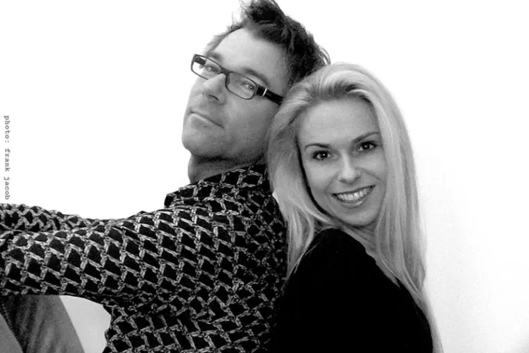 Bild: Kanadischer Multimedia Künstler Frank Jacob zieht Cellistin Katharina Feldbacher mit in die Carnegie Hall