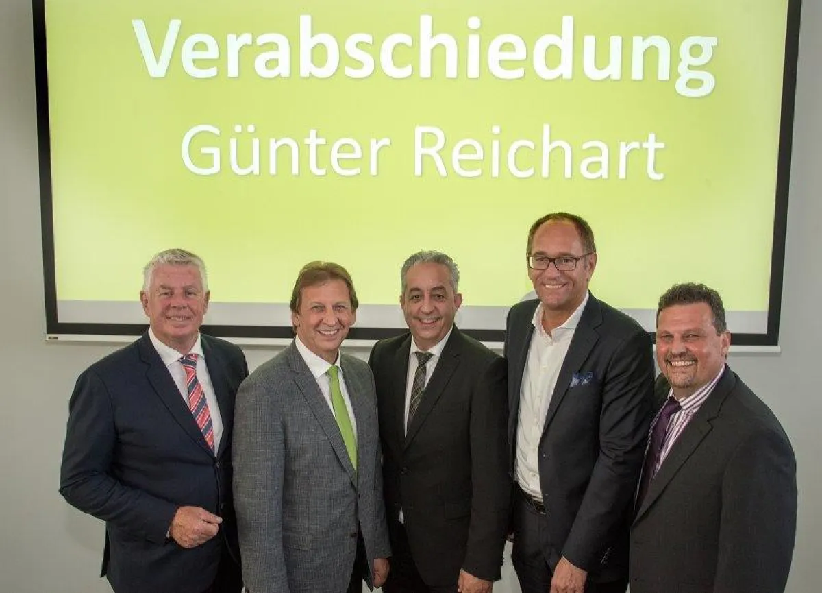 Im Bild: Nach acht Jahren im Vorstand der EWR AG wurde Günter Reichart (2. von links) verabschiedet.