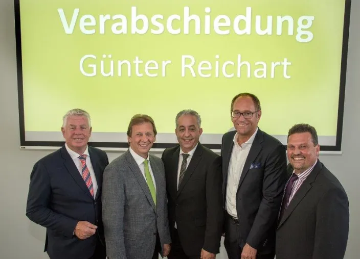 Bild: Günter Reichart verabschiedet