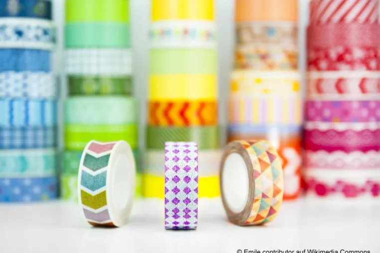 Masking Tape: Dekorieren und Upcyclen mit bunten Klebebändern Bild: Masking Tape: Dekorieren und Upcyclen mit bunten Klebebändern