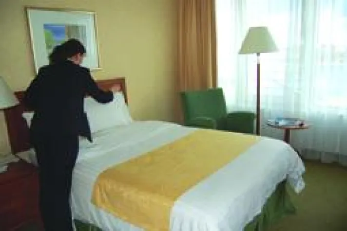 Bild: Housekeeping: Auch Taubstumme haben eine Chance