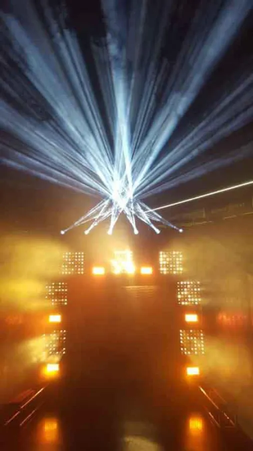 ELATION Proteus Beam im Einsatz bei Murasch and Sons (Foto: Murasch and Sons)