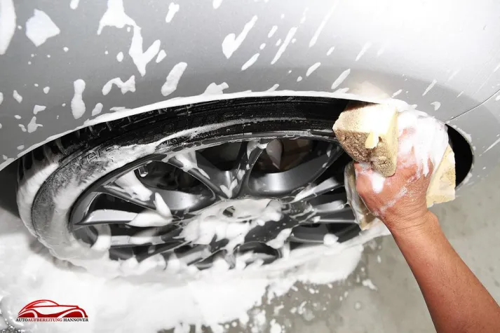 Die Autoaufbereitung - ein unterschätztes Handwerk Bild: Die Autoaufbereitung - ein unterschätztes Handwerk