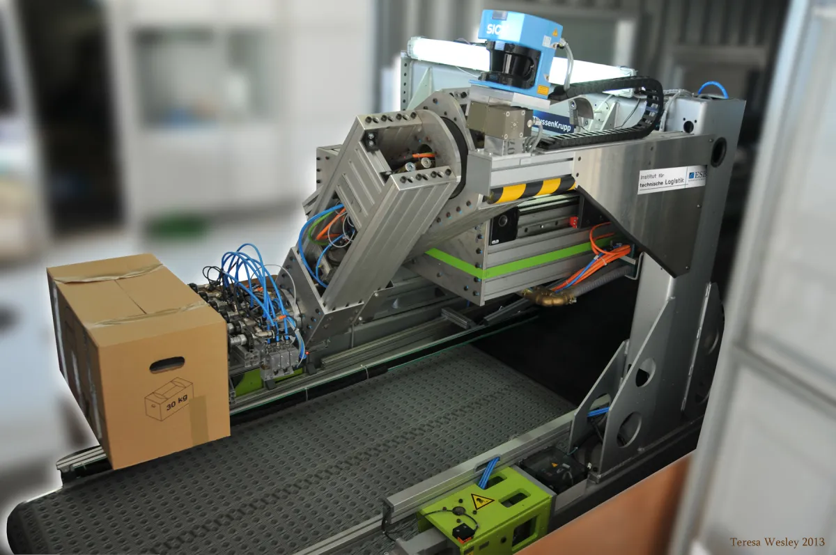 Der Paketroboter kann völlig autark Pakete aus Containern entladen. (© Teresa Wesley)