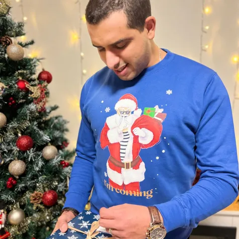 Bild: Festliche Pullover für eine zauberhafte Weihnachtszeit