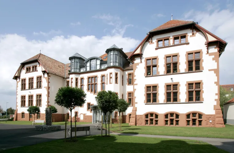 Seit 170 Jahren eine wertvolle gesellschaftliche und wirtschaftliche Kraft Bild: Seit 170 Jahren eine wertvolle gesellschaftliche und wirtschaftliche Kraft