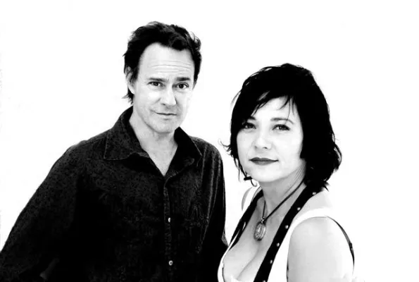 Bild: COCK ROBIN auf großer "BELL TOWER" Tour 2011