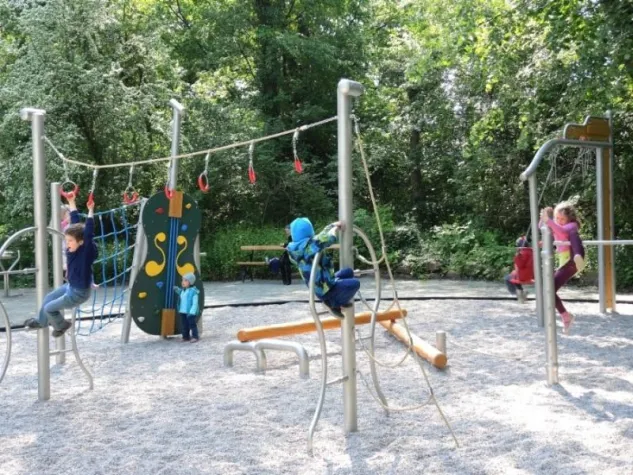 Bild: Notenrad-Kletterorchester eingeweiht