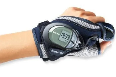 Bild: ispo 2008: Beurer präsentiert neuen Pulsmesshandschuh