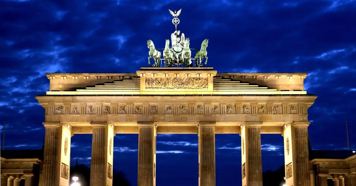 Weihnachtsbaum-Zentrale: Weihnachtsbäume nach Berlin