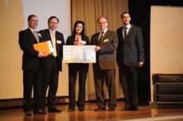 „Young Professionals – Talente im Dialog“ Bewerbungen für Azubis bis Ende Februar Bild: „Young Professionals – Talente im Dialog“ Bewerbungen für Azubis bis Ende Februar