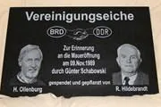 Bild: Grabsteinbeschriftung mit CNC Lasertechnik