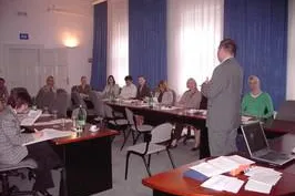 Bild: Allgemeine und politische Weiterbildung
