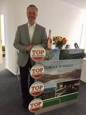 Deutschlands Steuerprofis: Vier mal „TOP“ für Steuerberaterkanzlei in Siegen Bild: Deutschlands Steuerprofis: Vier mal „TOP“ für Steuerberaterkanzlei in Siegen