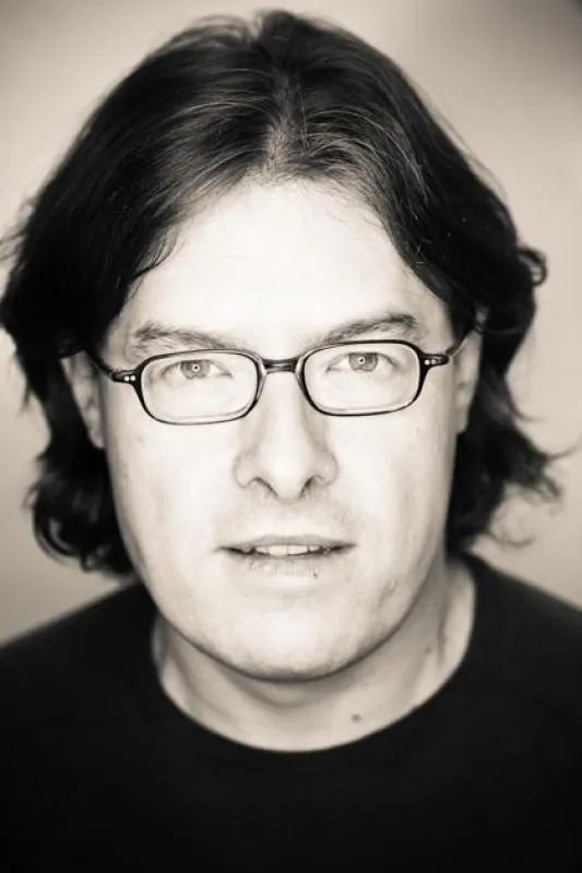 Autor Akos Doma