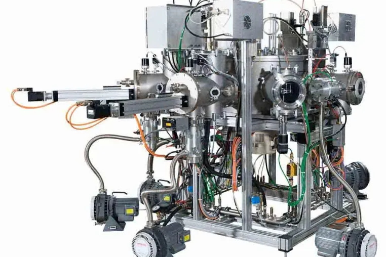 Photovoltaik-Beschichtungstechnologie – Vakuumlösungen aus der Forschung für die Serienherstellung Bild: Photovoltaik-Beschichtungstechnologie – Vakuumlösungen aus der Forschung für die Serienherstellung
